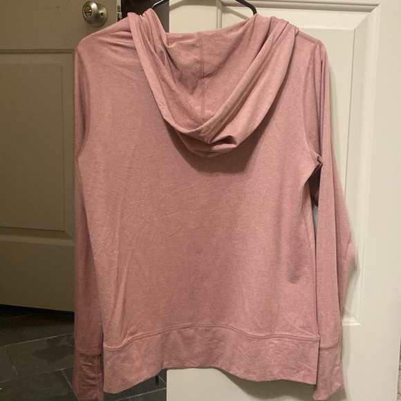 Vuori hoodie size small - Picture 3 of 3